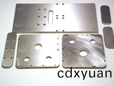 不銹鋼板激(ji)光切割樣品